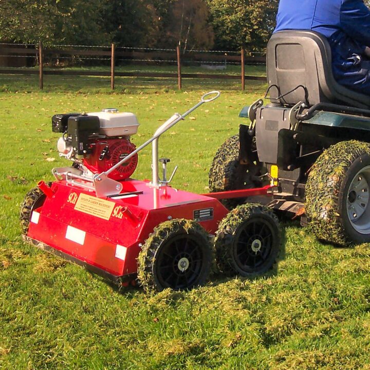 verticuteermachine zitmaaier te huur