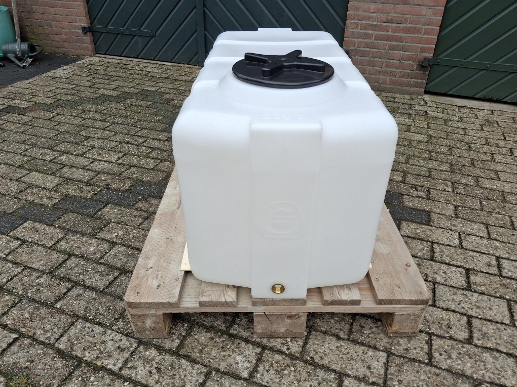 watertank kunststof tank 200 liter - Afbeelding 4